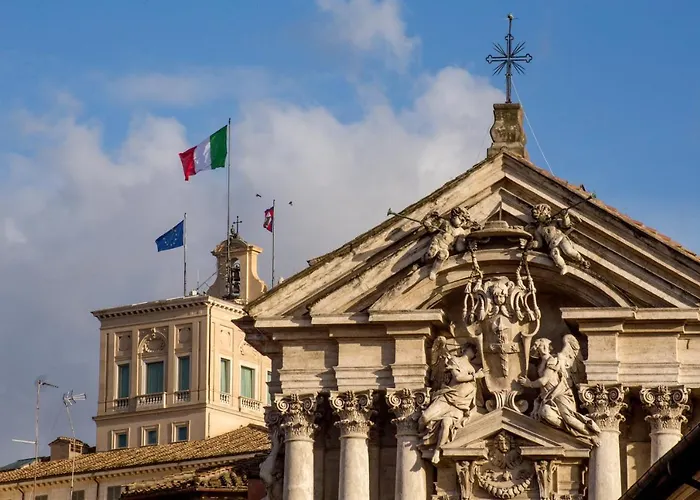 Trevi Ab Aeterno - Amazing View Of The Trevi Fountain * רומא